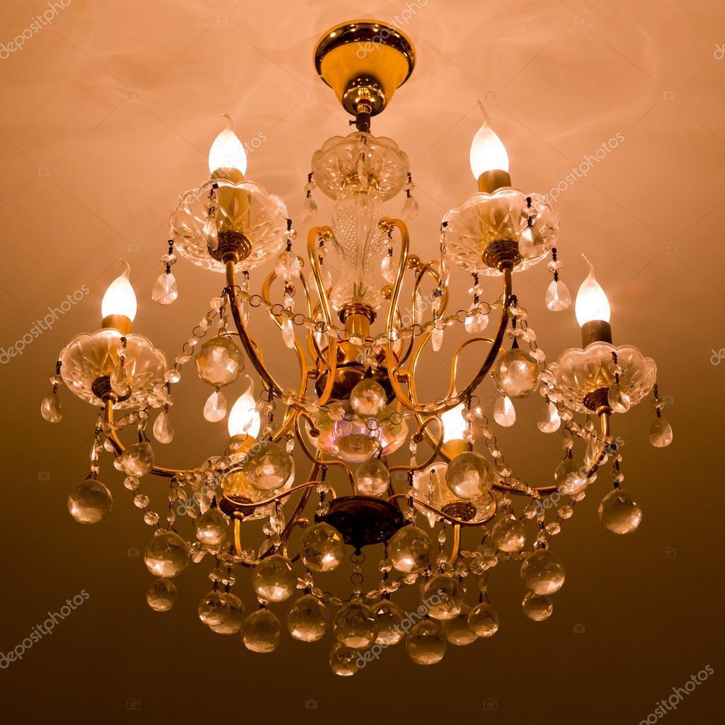 Chandelier10